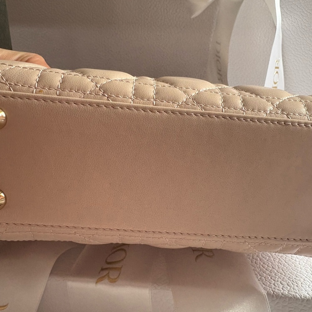 Small Lady Dior My ABC Dior Bag
Pale Pink Cannage Lambskin - Picture 7 of 16